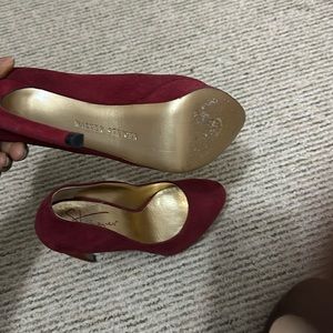 Shoes is beautiful. Made in Paris. Jan. 24 , 7:09pm